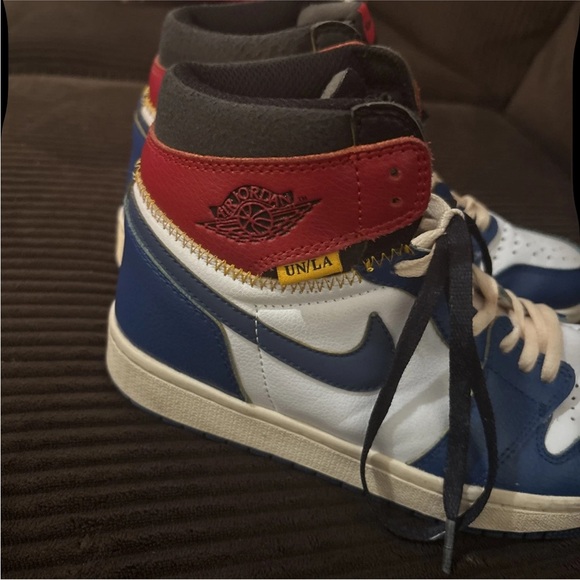 Air Jordan1 High-Top Sneakers - Blue, Red, White, Black replicas - Picture 2 of 7